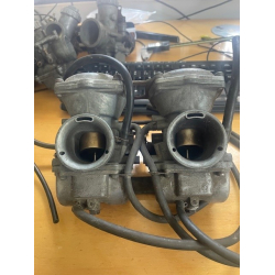 BRUGT Karburator Keihin 1a8-60 CARBURETOR ASSEMBLY YAMAHA XS500