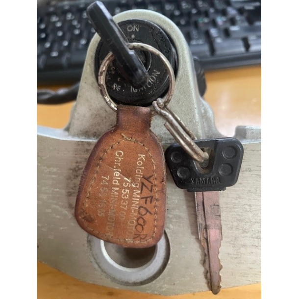 BRUGT VERSTE GAFFEL BRO OG TNDINGSLS DEFEKT STIK SE FOTOS CROWN, HANDLE YAMAHA YZF600 TRX800