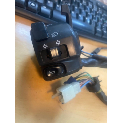 BRUGT STYRKONTAKT DEFEKT STIK SE FOTOS YAMAHA 4TV8397200 4TV-83972-00 SWITCH, HANDLE 4 YZF600R