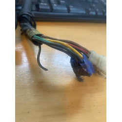 BRUGT STYRKONTAKT DEFEKT STIK SE FOTOS YAMAHA 4TV8397200 4TV-83972-00 SWITCH, HANDLE 4 YZF600R